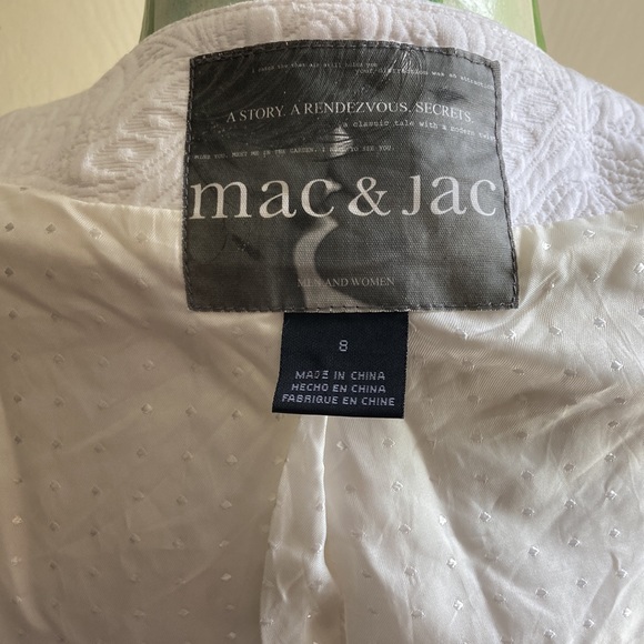 White jacket - Picture 4 of 4